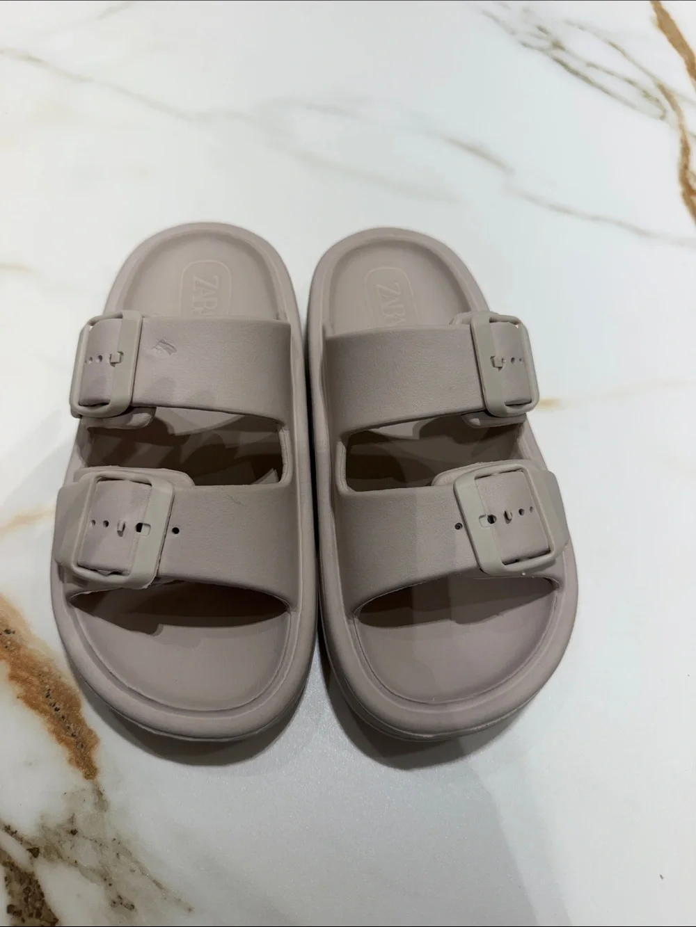 Zara Kids Adjustable Double-Buckle Slide Sandals in Light cream